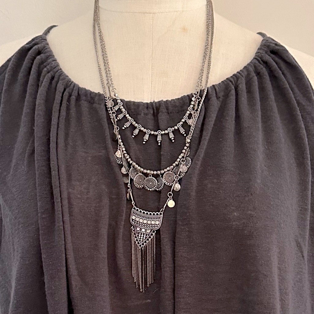 Buckle Store Three Layer Silver In Color Boho Necklace Euc 9$